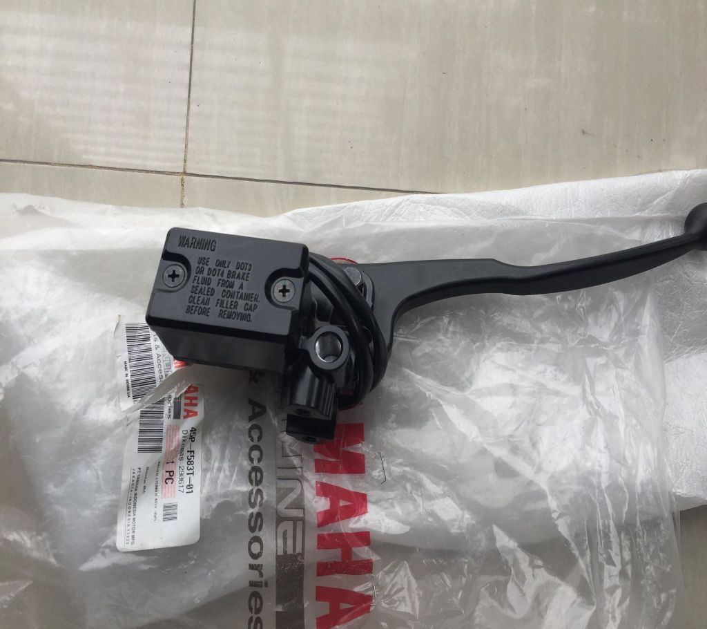 Yamaha R15 v3 master cylinder