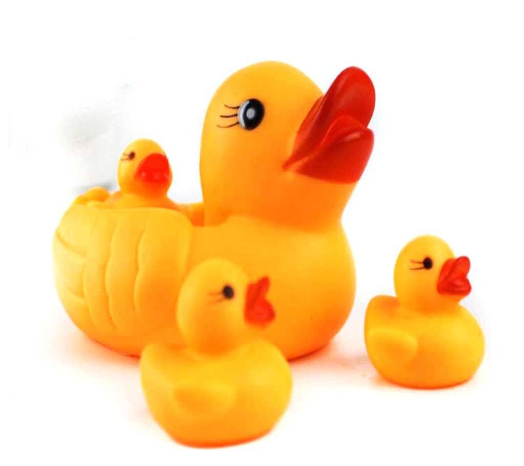 Swimming  Bathtub Cute Swimming Duck Toys