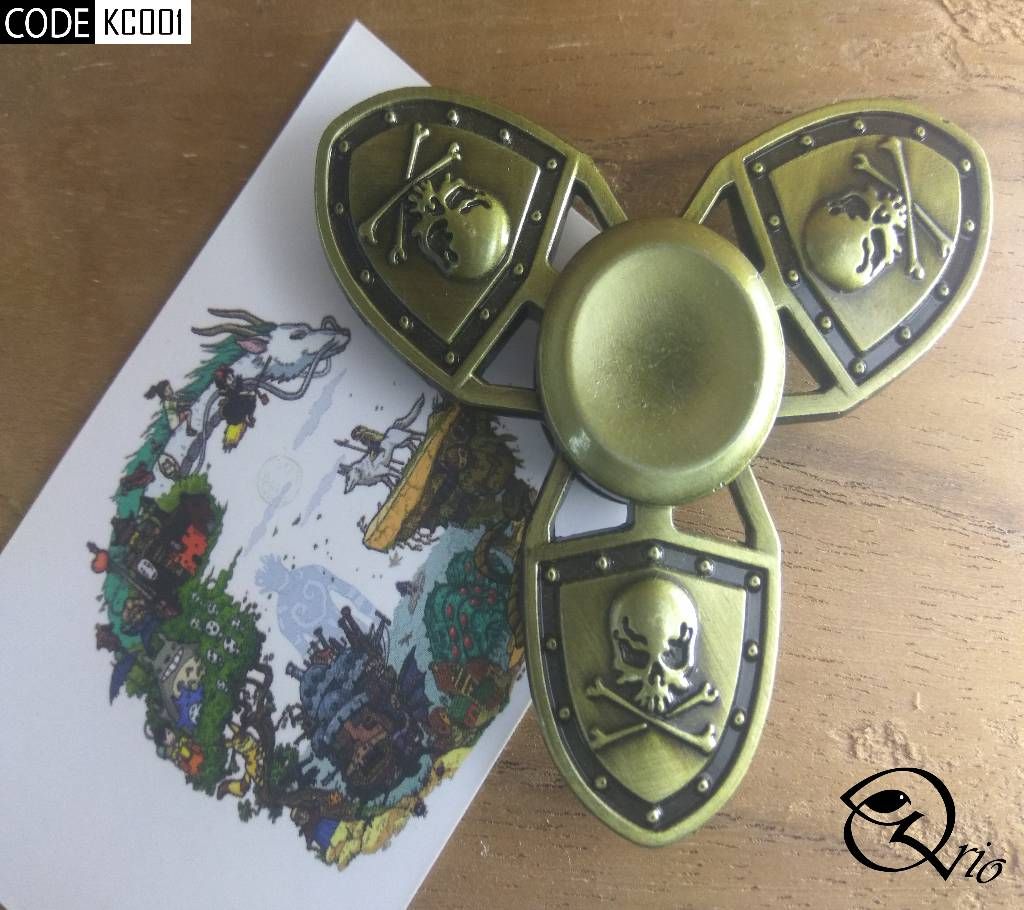 Skull Shield Spinner