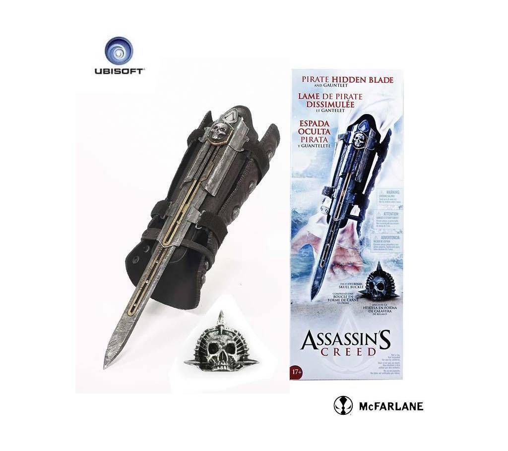 McFarlane Toys Assassin's Creed IV: Black Flag Hidden Blade & Gauntlet with Skull Buckle
