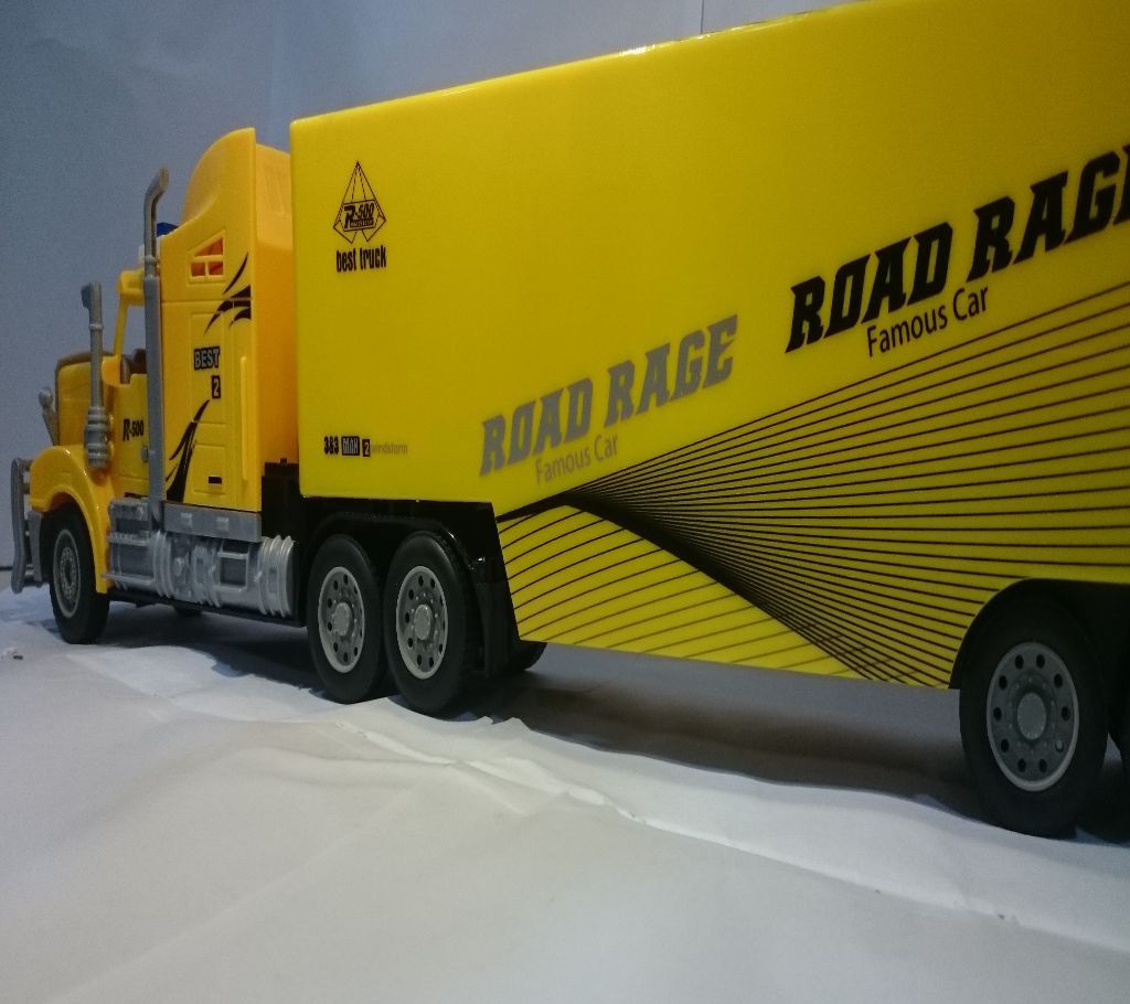 HEAVY TRUCK