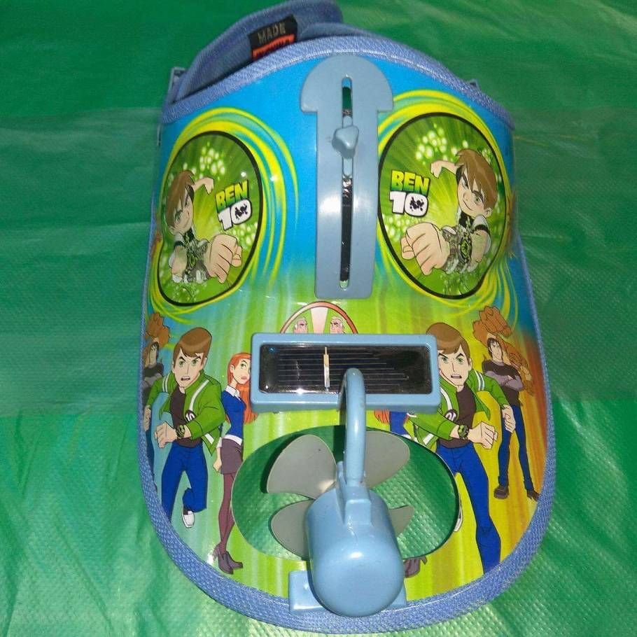 Cap with solar fan 