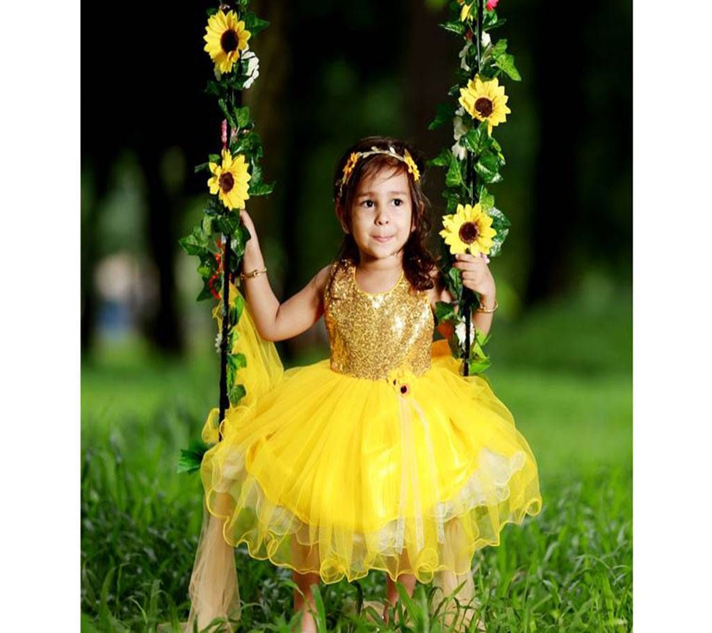 Yellow back bow Designer gown