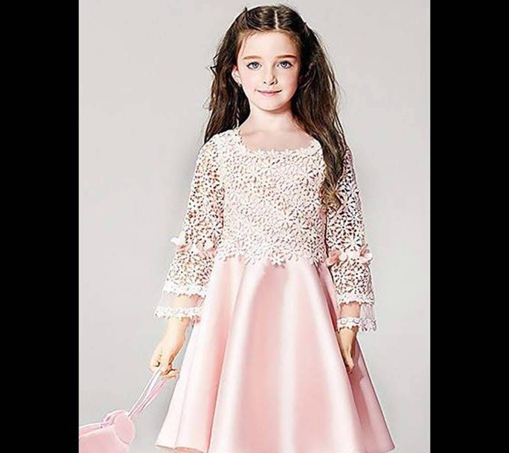 Girl's pink party dress