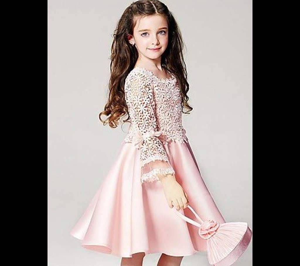 Girl's pink party dress