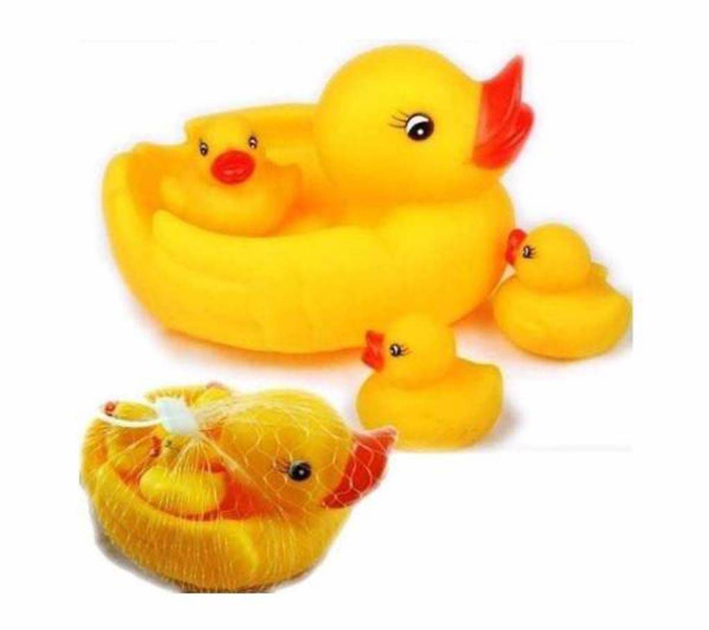 KickAss Duck Family Baby Bathing Toy Set