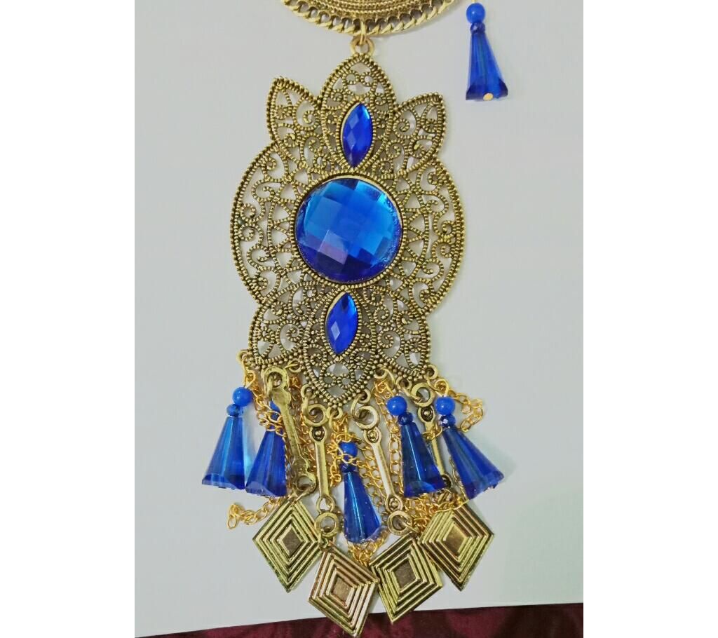 Ladies Necklace with Matching Ear Ring