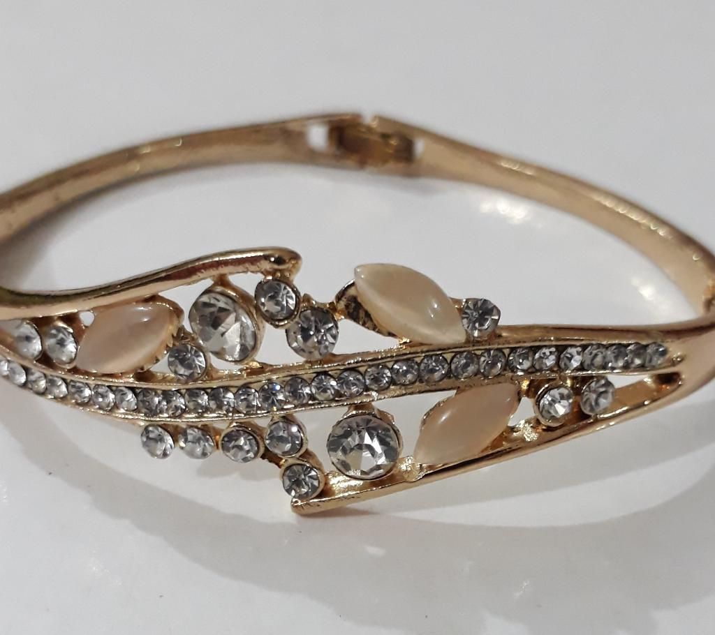 bangle Stone Setting Design 