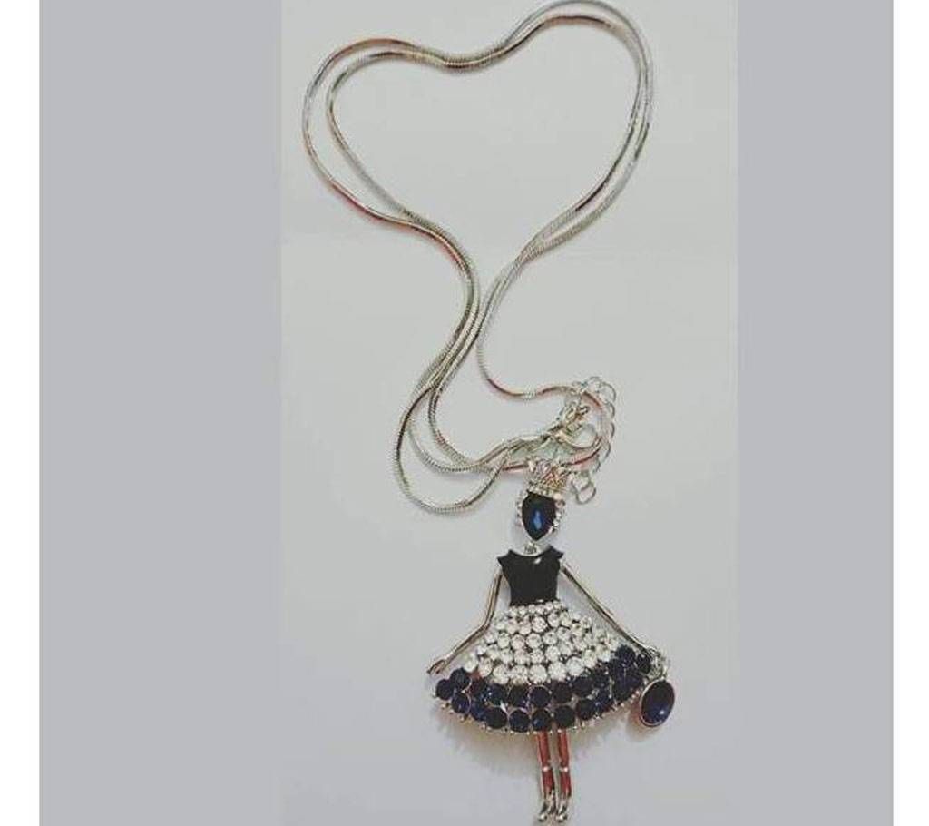 Women Craft Metal Pendant