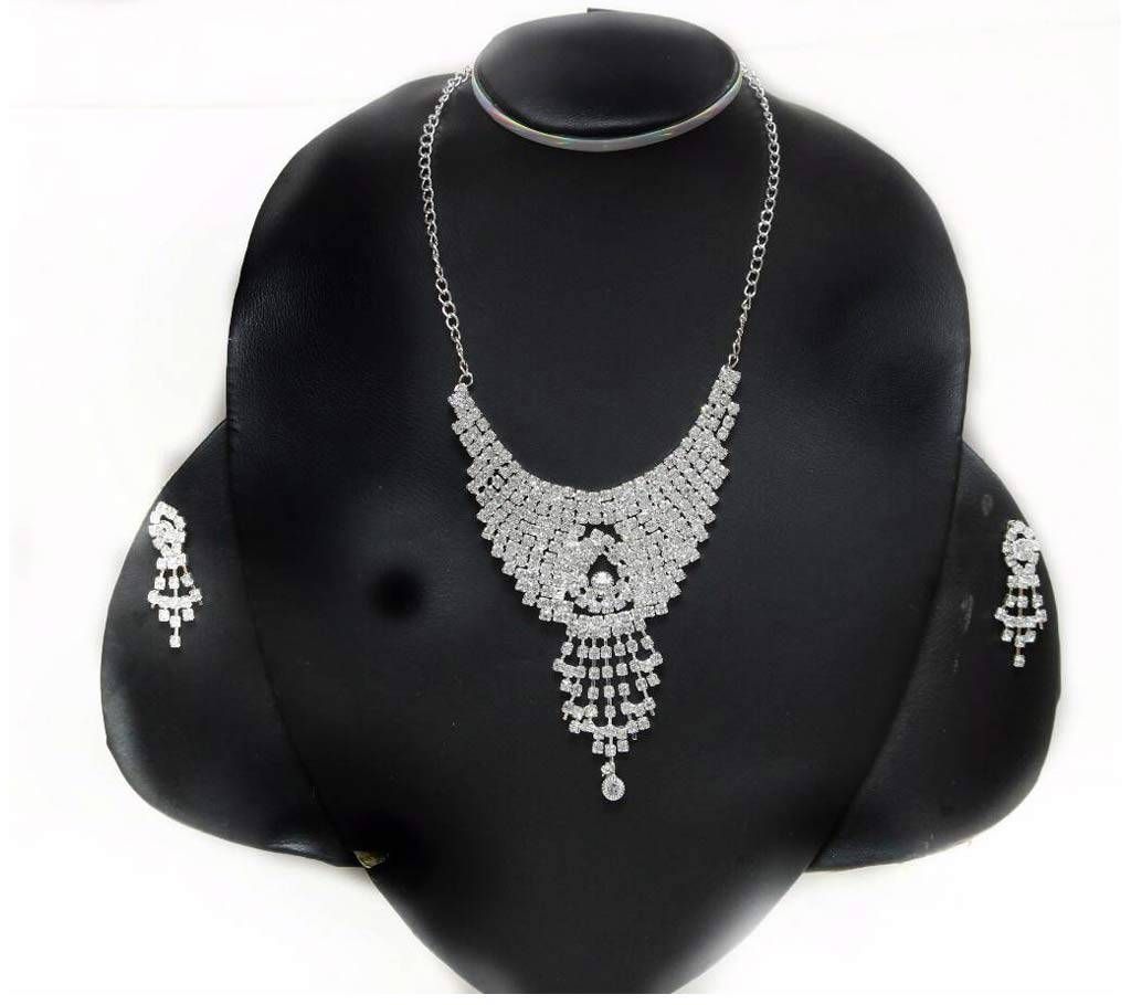 Indian Stone Setting Necklace Set