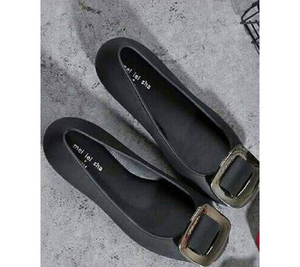 Rubber Ring Ladies Shoes