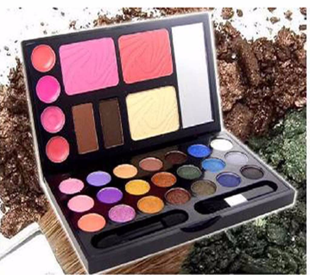 21 Color Eyeshadow Makeup Set