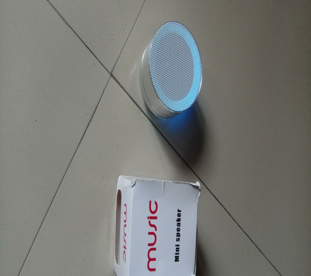 BLUE TOOTH COLOUR SPEAKER