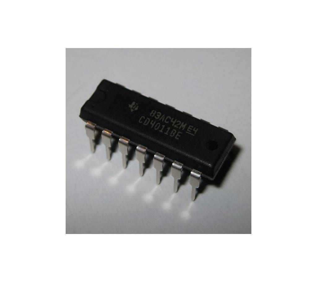 IC 4011 2-input NAND gate