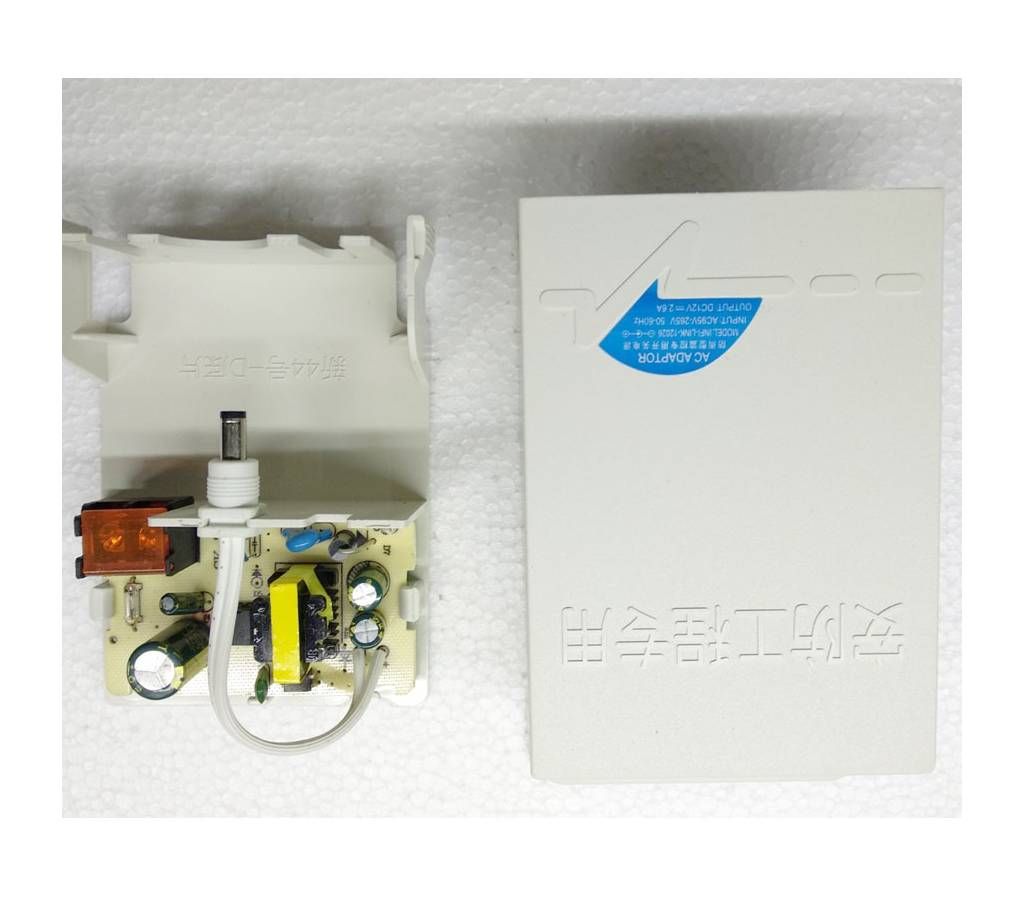12 Volt CCTV Adapter - White Box