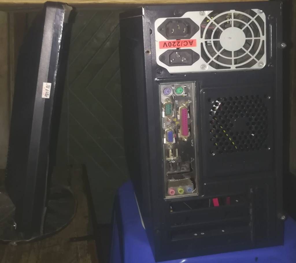 Computer 320/4gb Monitor 17