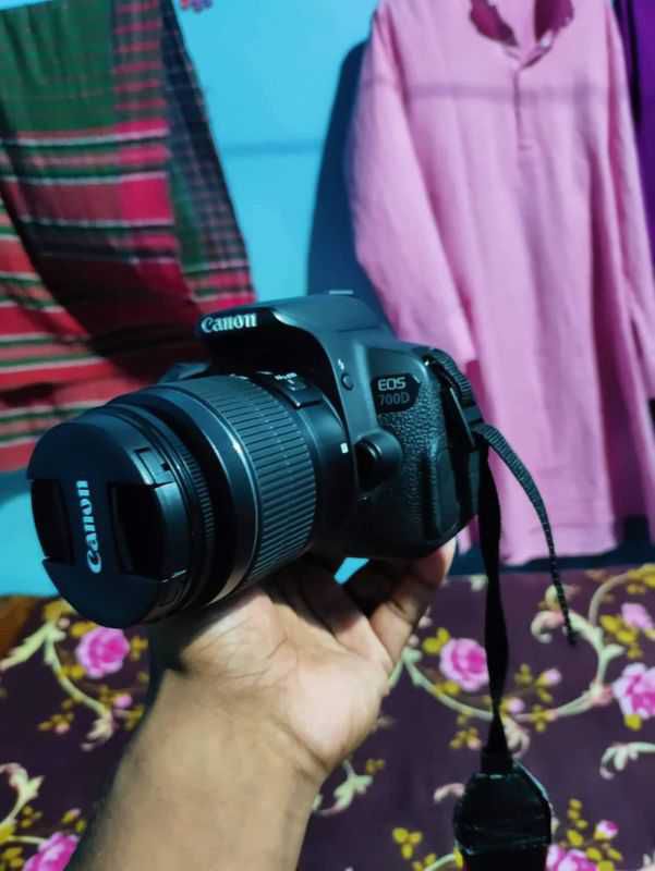 canon 700D with 18-55 lens