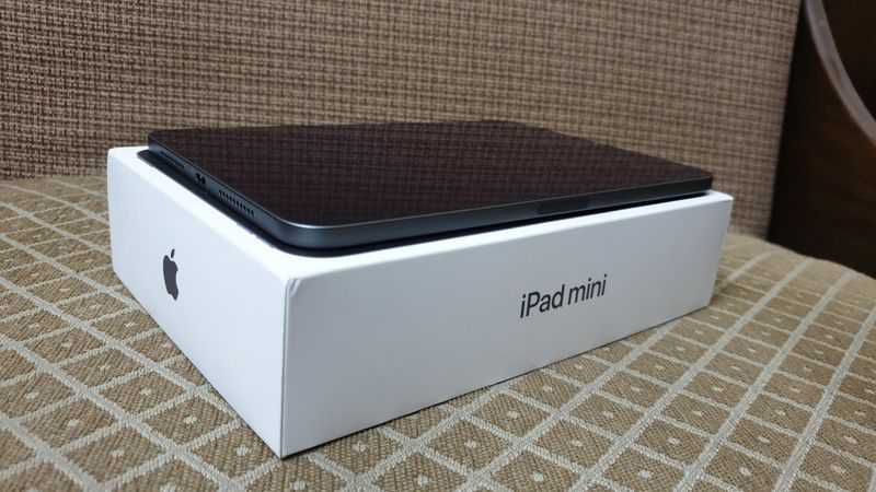 Apple iPad Mini 6 (A15 Bionic) 2021 64GB WiFi + 5 Months Warranty
