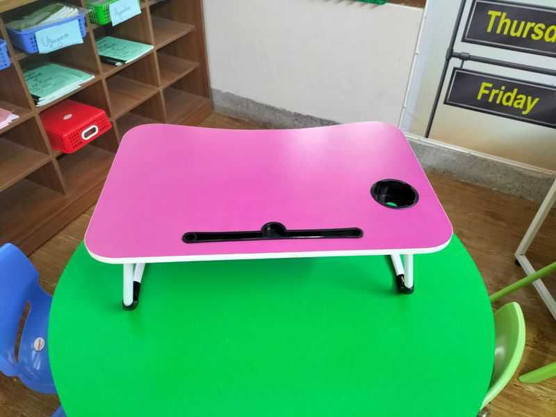Portable laptop Table