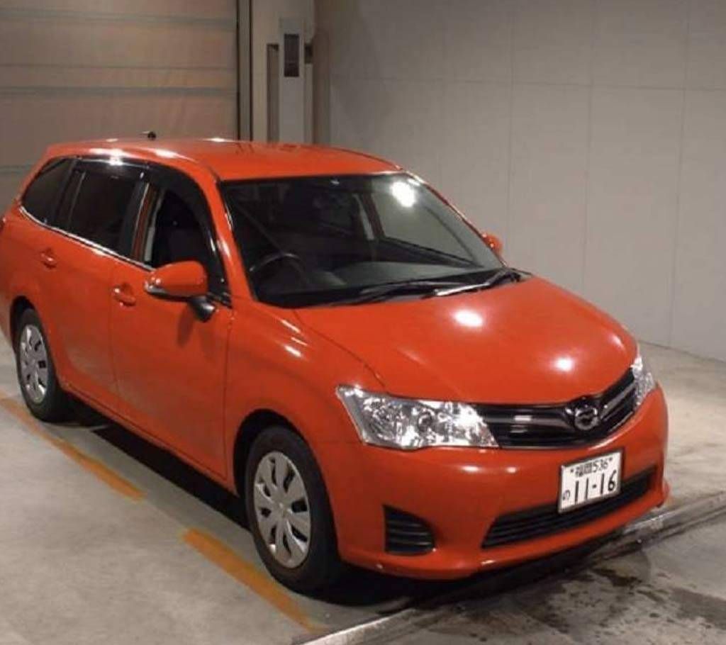 Toyota Fielder - Version 2013