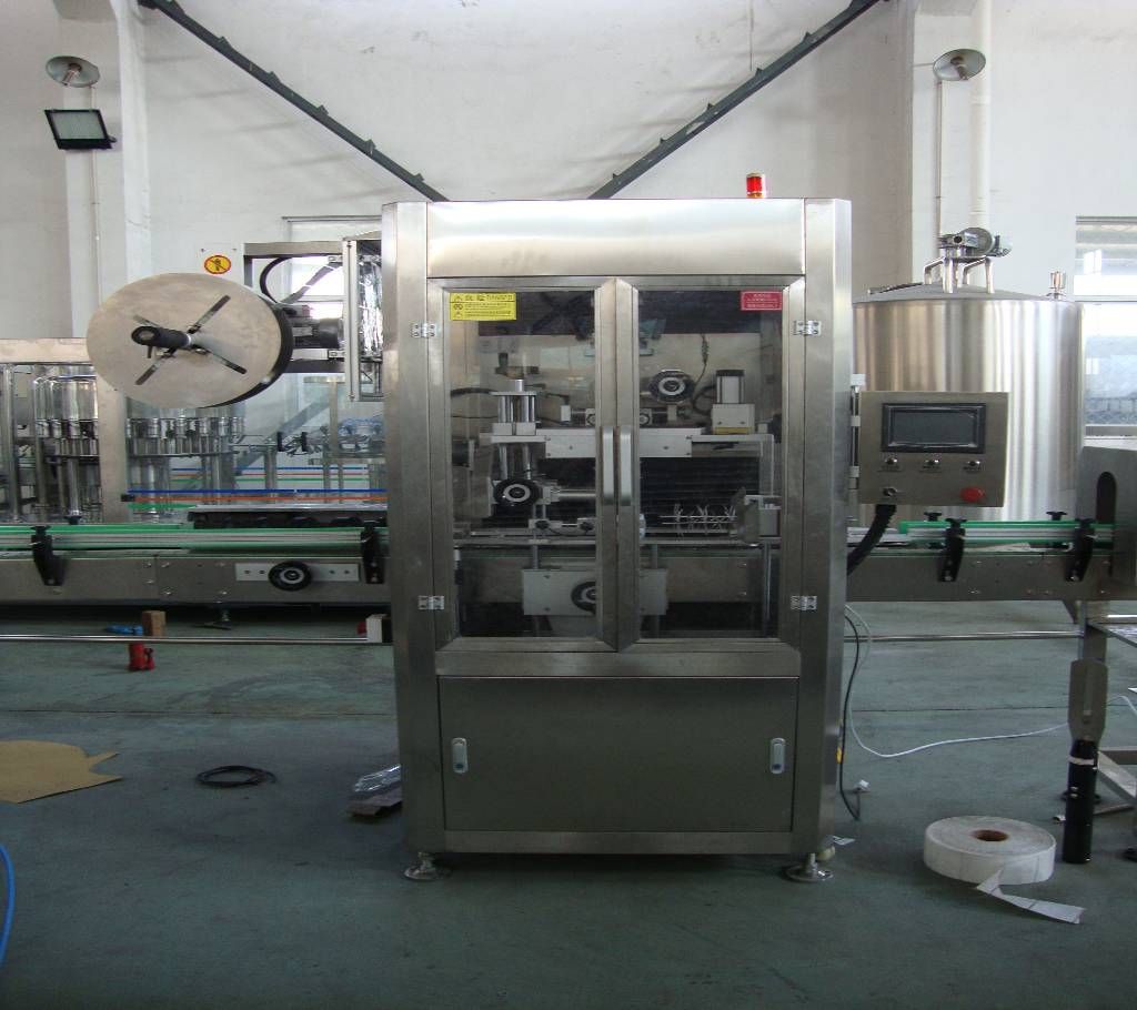 Sleeve Labeling Machine