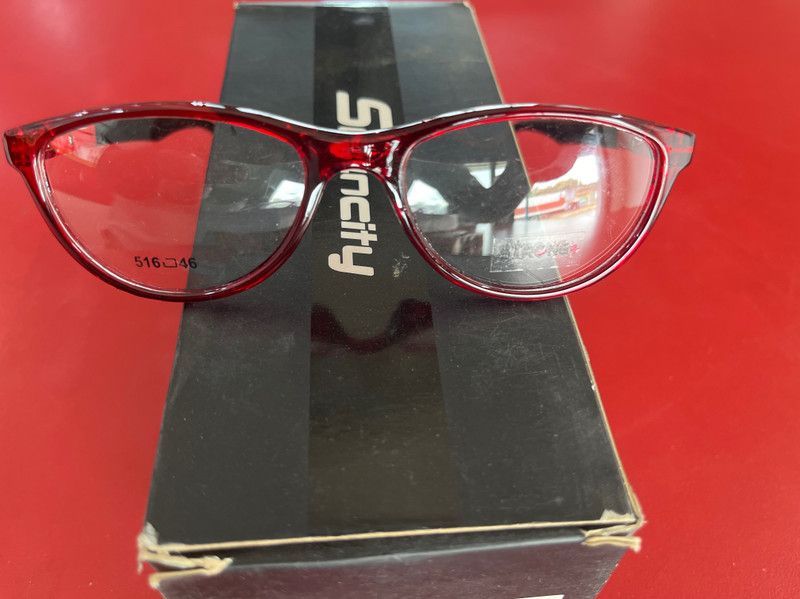 Full Rim Cat-eyed Frame For Women  (46 mm)