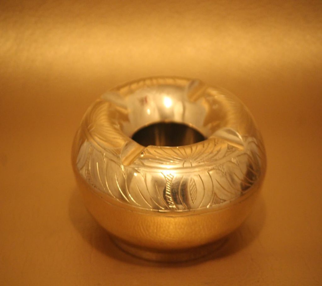 Pitoler Nokshi Ashtray