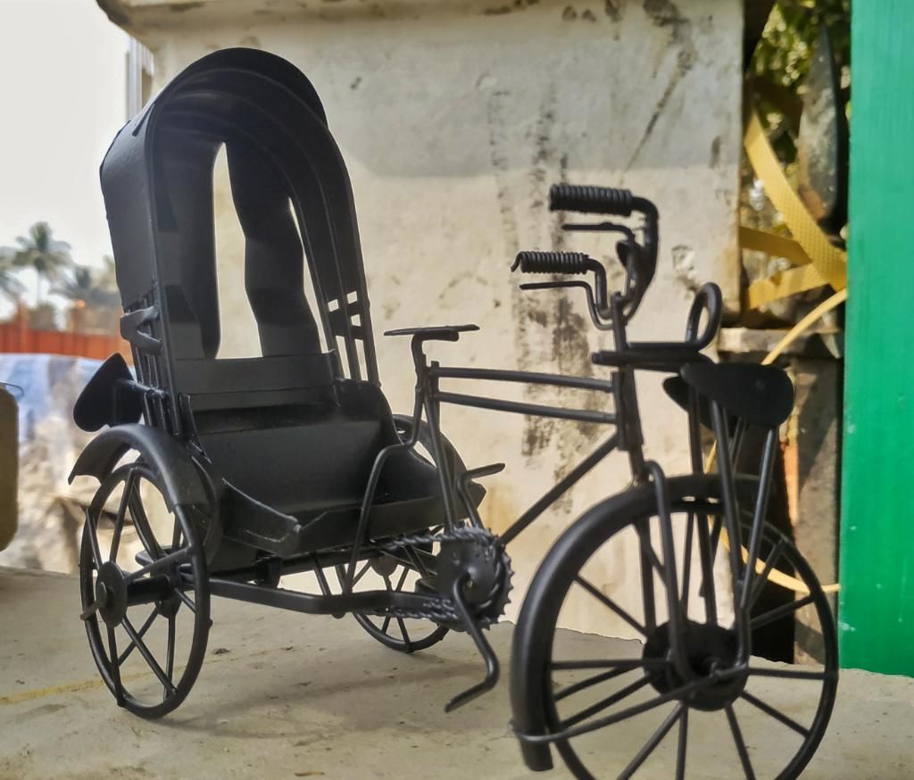Rickshaw Showpiece Black