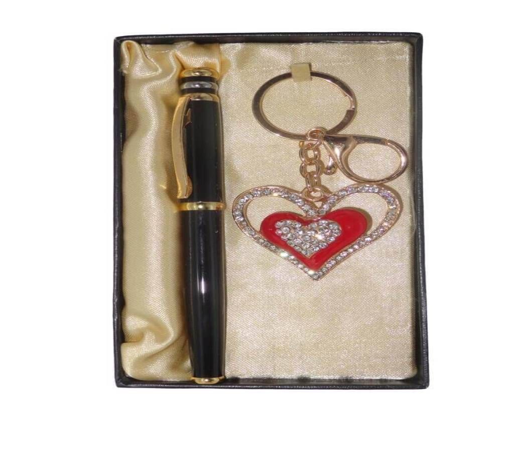 Love shaped key ring  & Pen for yor Valentie