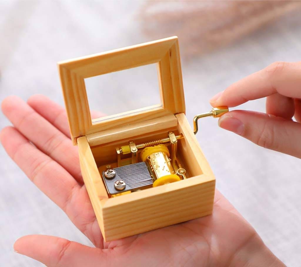 Wood Made Hand Cranked Music Box