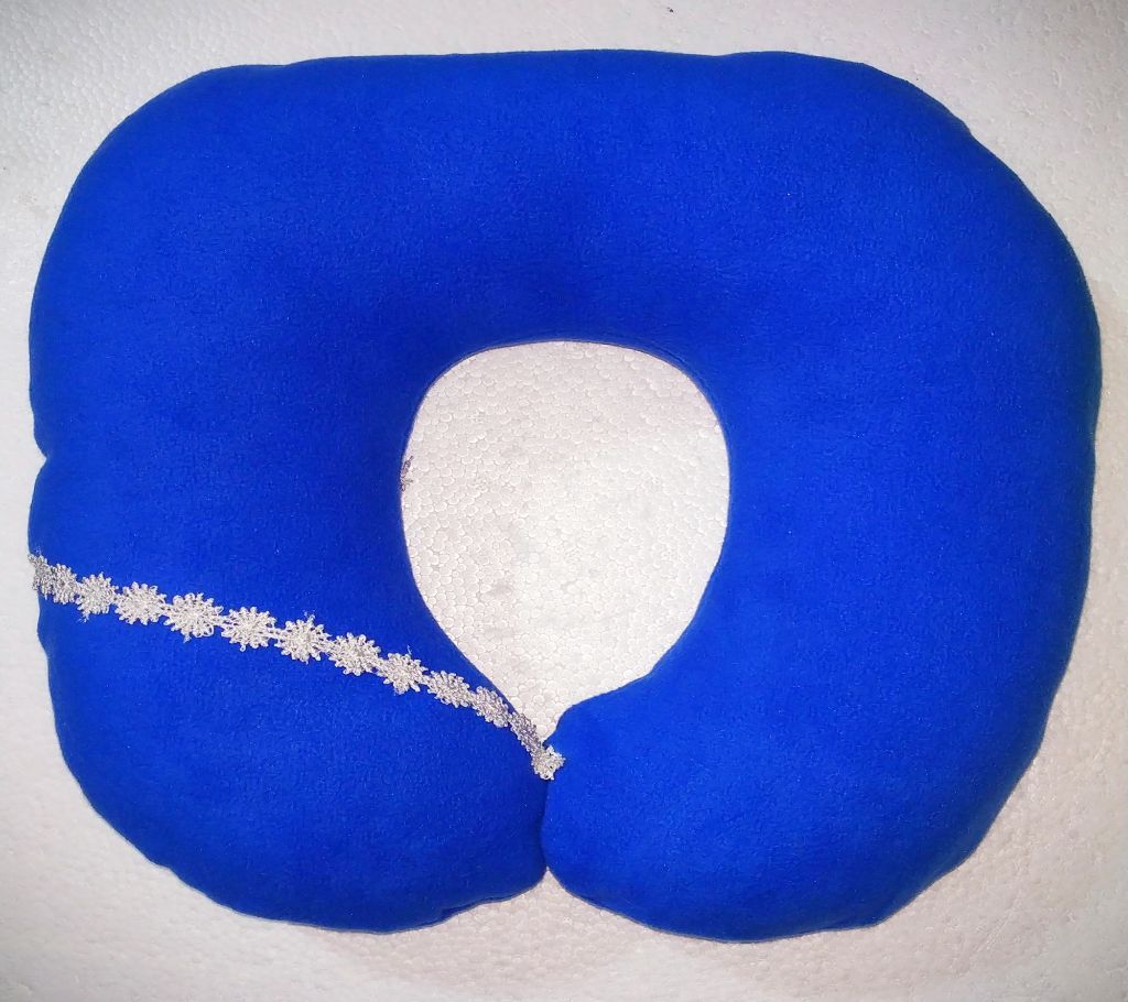 A2 Travel pillow
