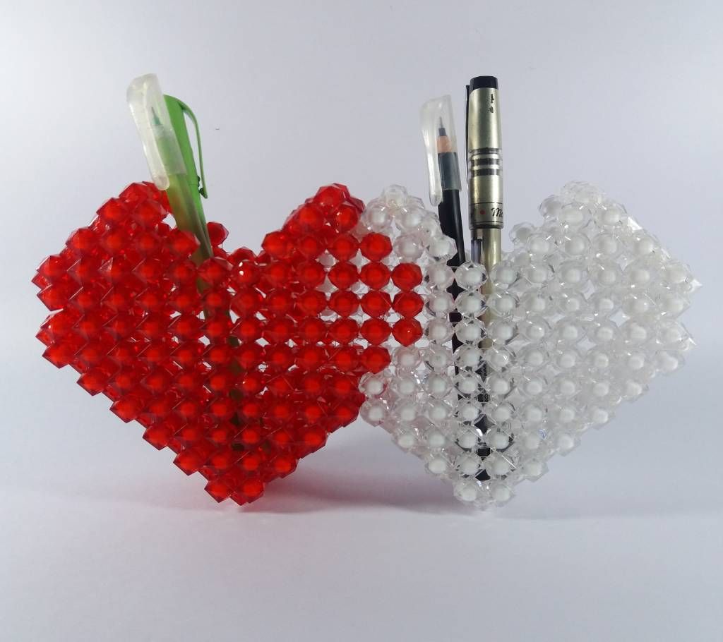 Beaded Pen Holder Show Piece