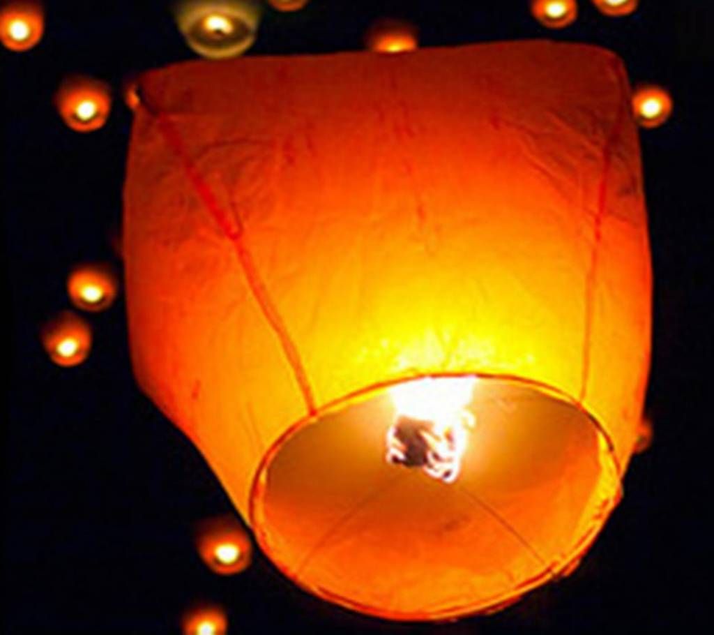 Sky Lanterns Fanush