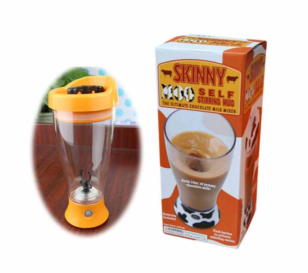 SKINNY MOO SELF STIRRING MUG 