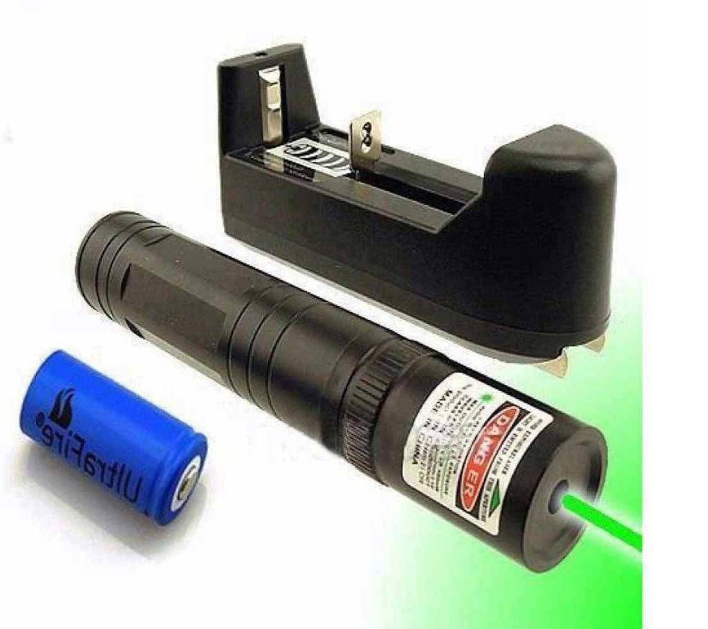 Recharchable green laser light