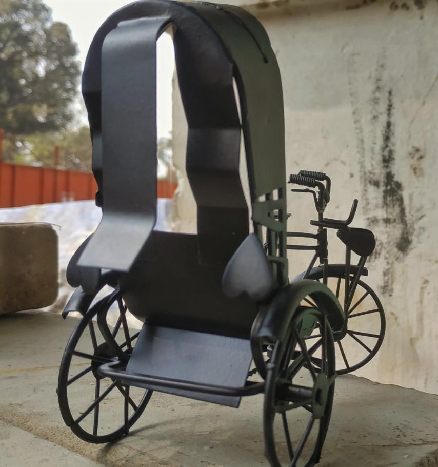 Rickshaw Showpiece Black