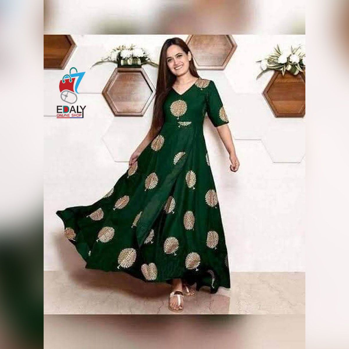মহিলাদের জন্য সেলাই করা 1 পিস পোশাকের পোশাক