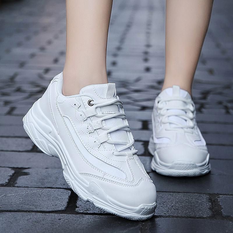 Men Sneakers Women Sports Shoes Couple Shoes Vintage Men Running Shoes Fashion Casual Women Shoes Breathable Mesh Light Men Shoes