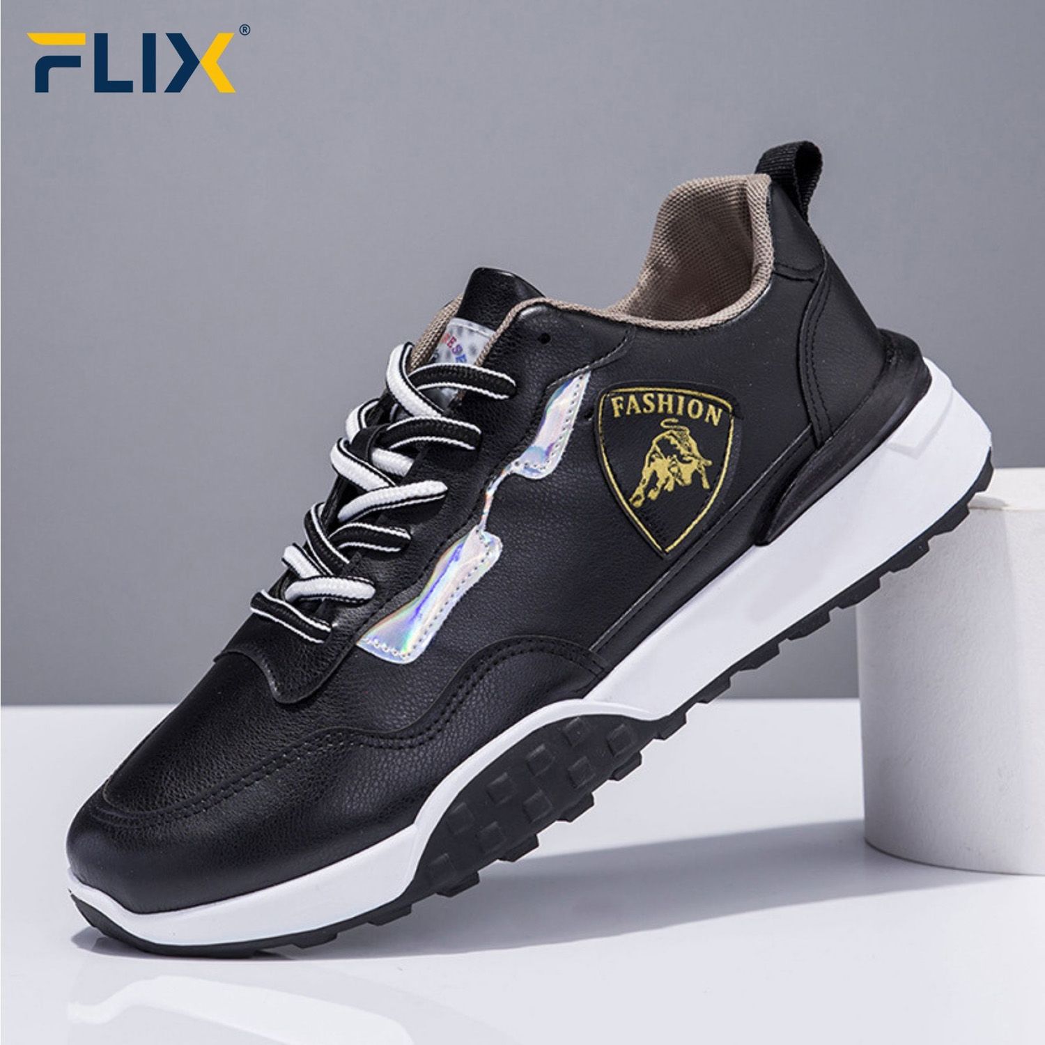 Men shoes trendy Korean version men's leather casual sneakers waterproof non-slip sports shoes