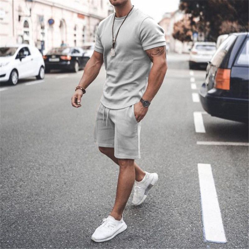 Men's Beach Two Pieces Set Shortwear Round Neck Jogging Set Summer Solid Color Shorts Loose Fashion Running Leisure Track Suit