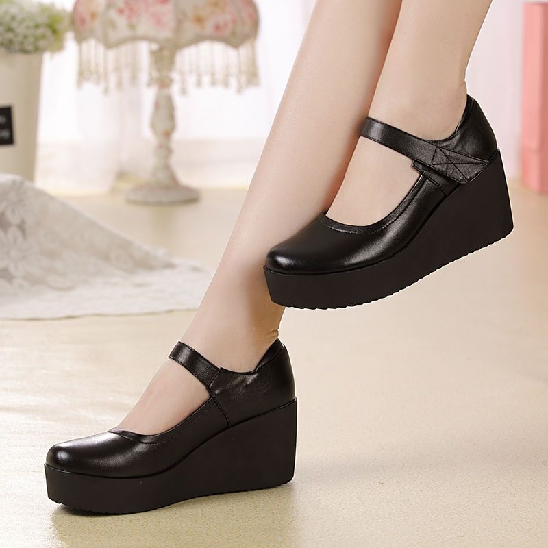 【High Quality】Wedge Sandals For Women Slippers For Women Rubber Shoes For Women Platform Sandals Leather Work Shoes New 082702