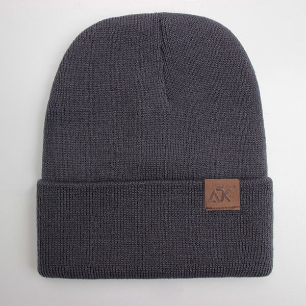 UniBeanies Winter Knitted Hat Adk Pu Label Cap Hat For Woman Warm Solid Color Men Gorras Custom Acrylic Outdoor Bonnet Hat