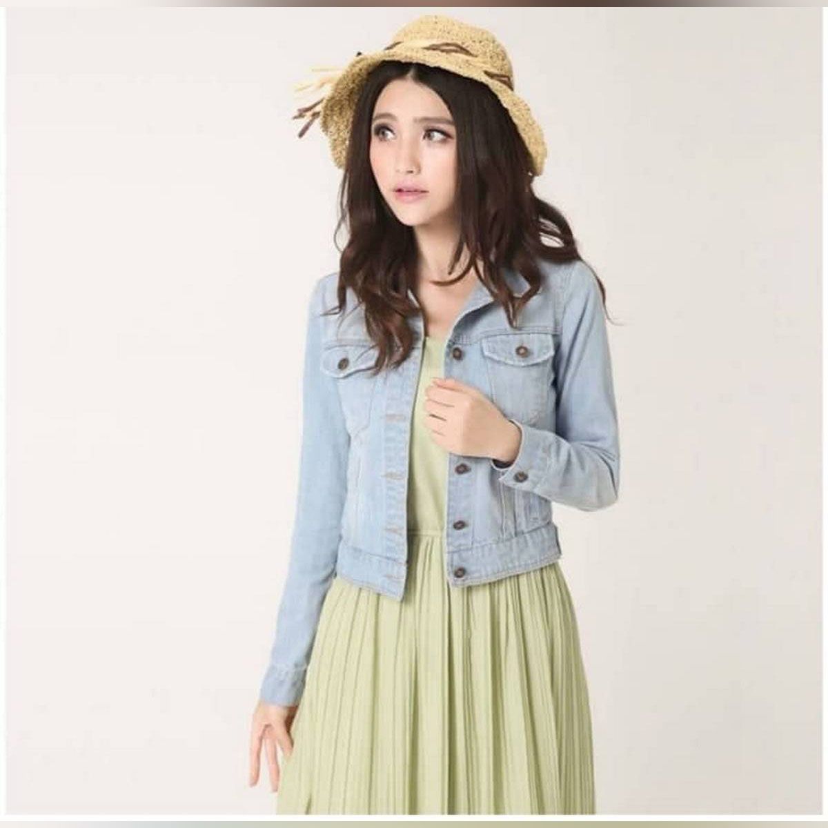 Fashionable Light Blue Denim Jacket For Women