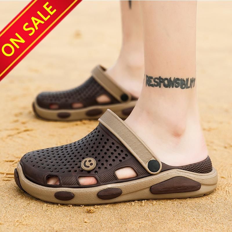 Hollow Out Sandals Men Outdoor Beach Sandals Casual Garden Flip Flops Men Water Shoes Men Breathable Light Shoes Men Size 39-44