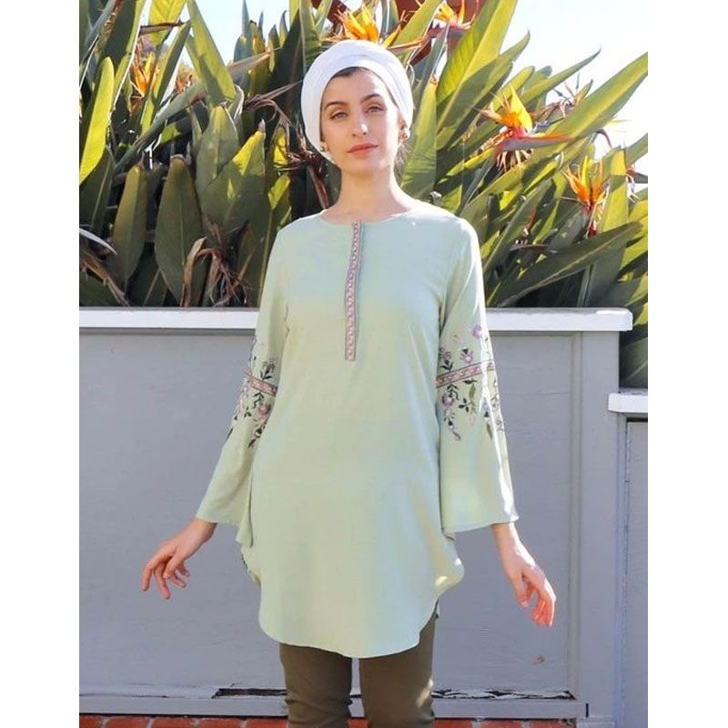 fashionable long tunic for women