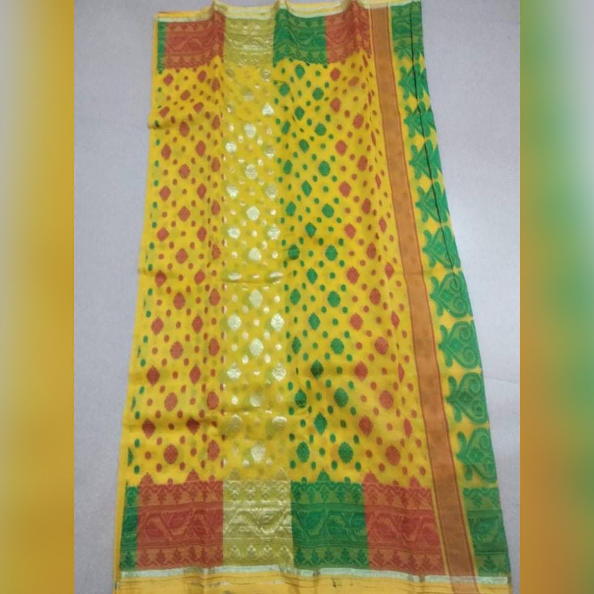 Multicolor Dotar Jamdani Saree for Women