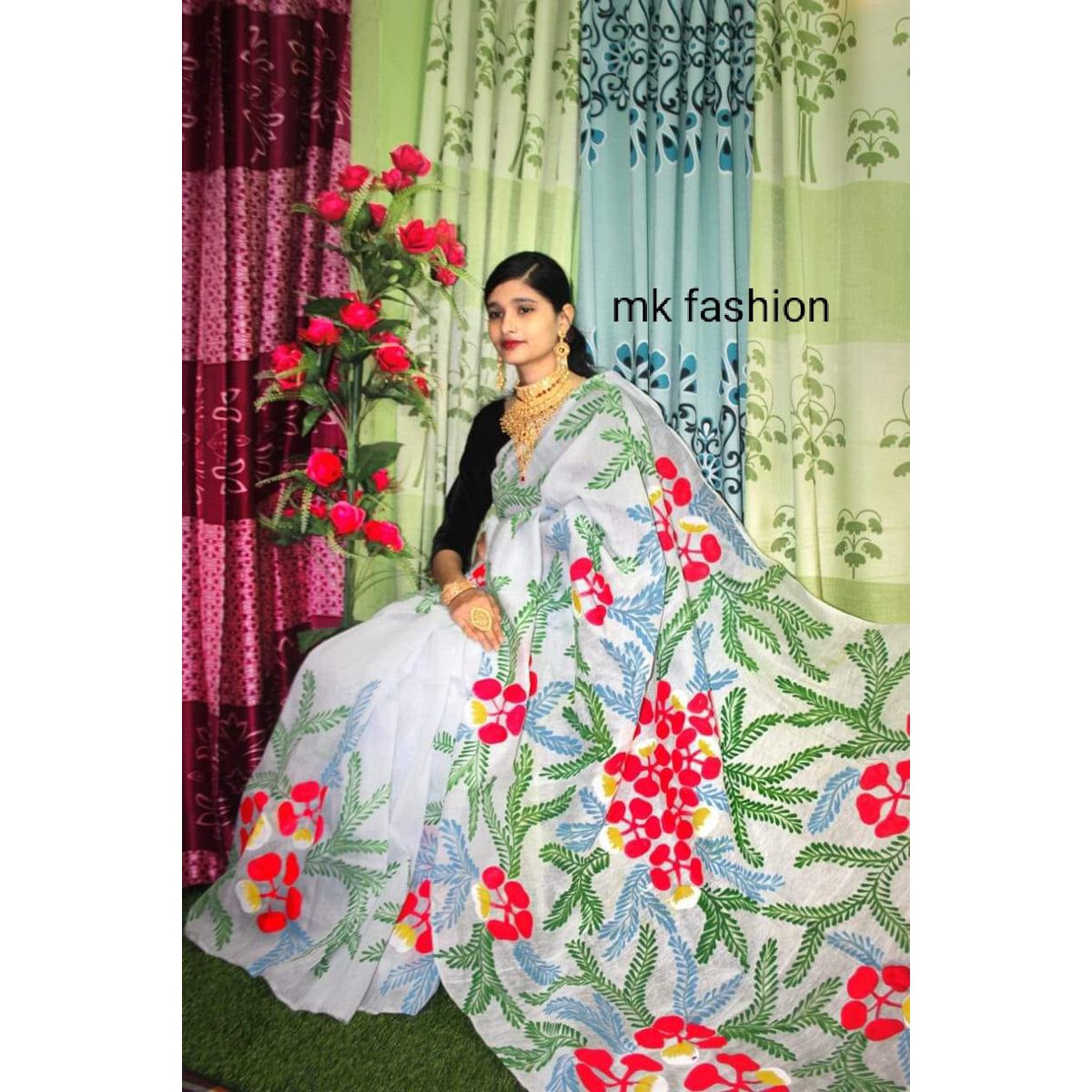 Hand Print New Excellent,Fashionable, Stylish and Comfortable, Half Silk Sharee For Women