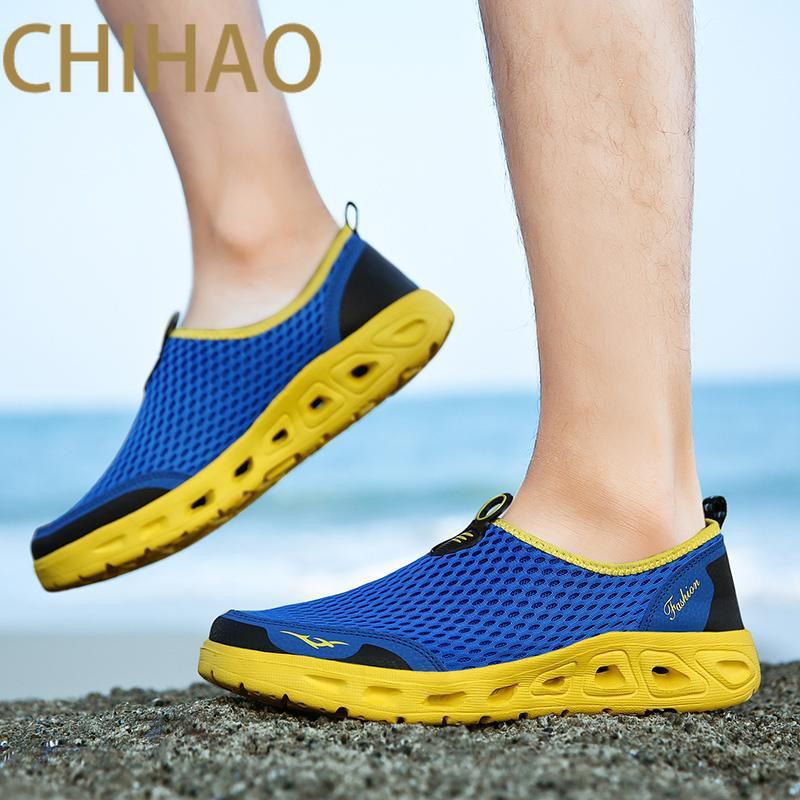 Spot Sports Sandals for Men Outdoor Water Shoes Surfing Shoes Quick Dry Slippers Slip on Sport Shoes Upstream Shoes Beach Shoes Croc Men