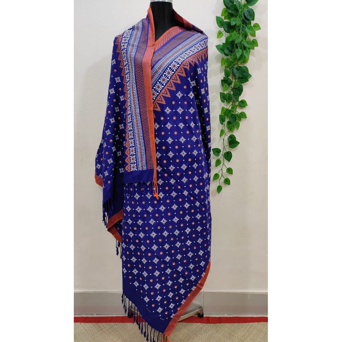 Viscose Yarn Screen Print Shawl