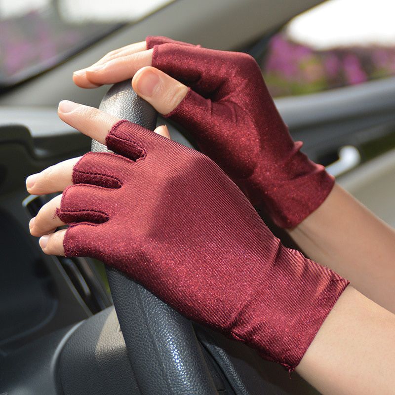 New Spring Autumn Thin Short Half Finger Gloves Driving Biking Solid Color Sunscreen Gloves Women Men Elastic Fingerless Mitten
